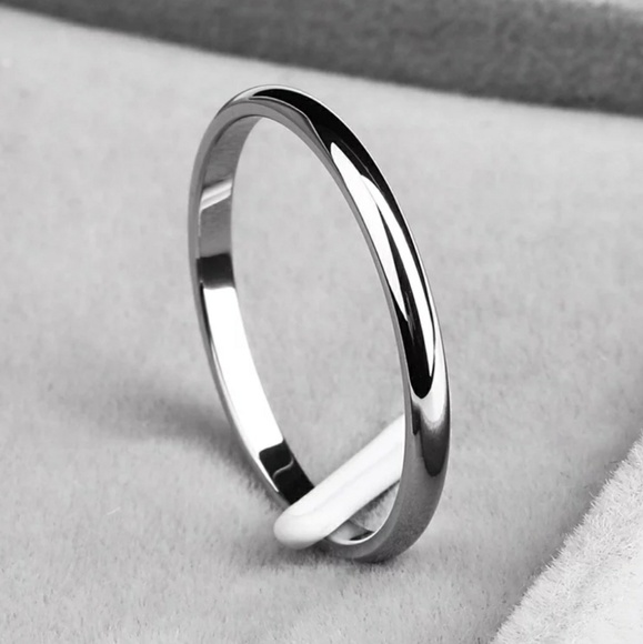 Simple Silver Tone 2mm Band Ring - Picture 1 of 4